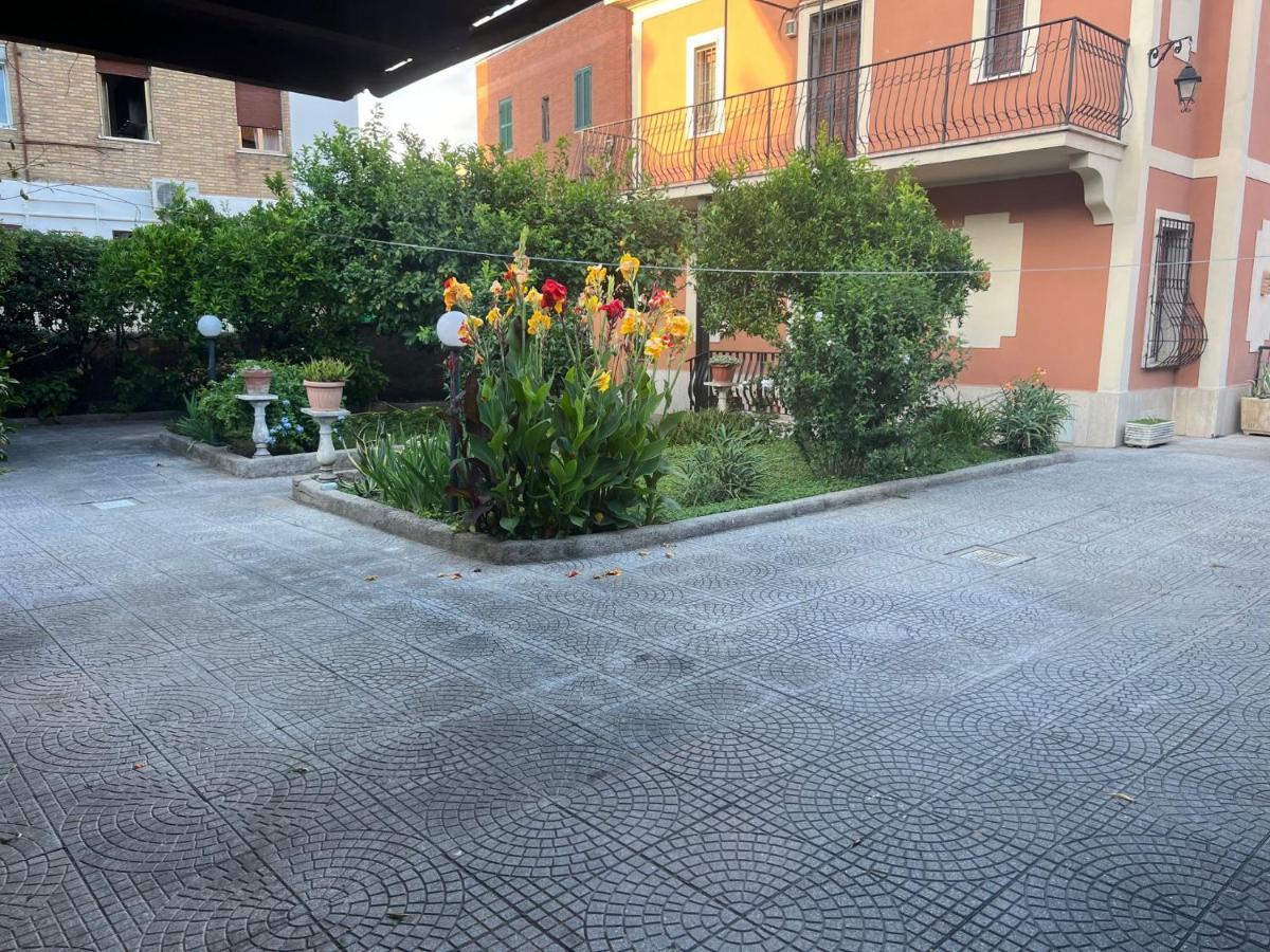 Margherita * Roma